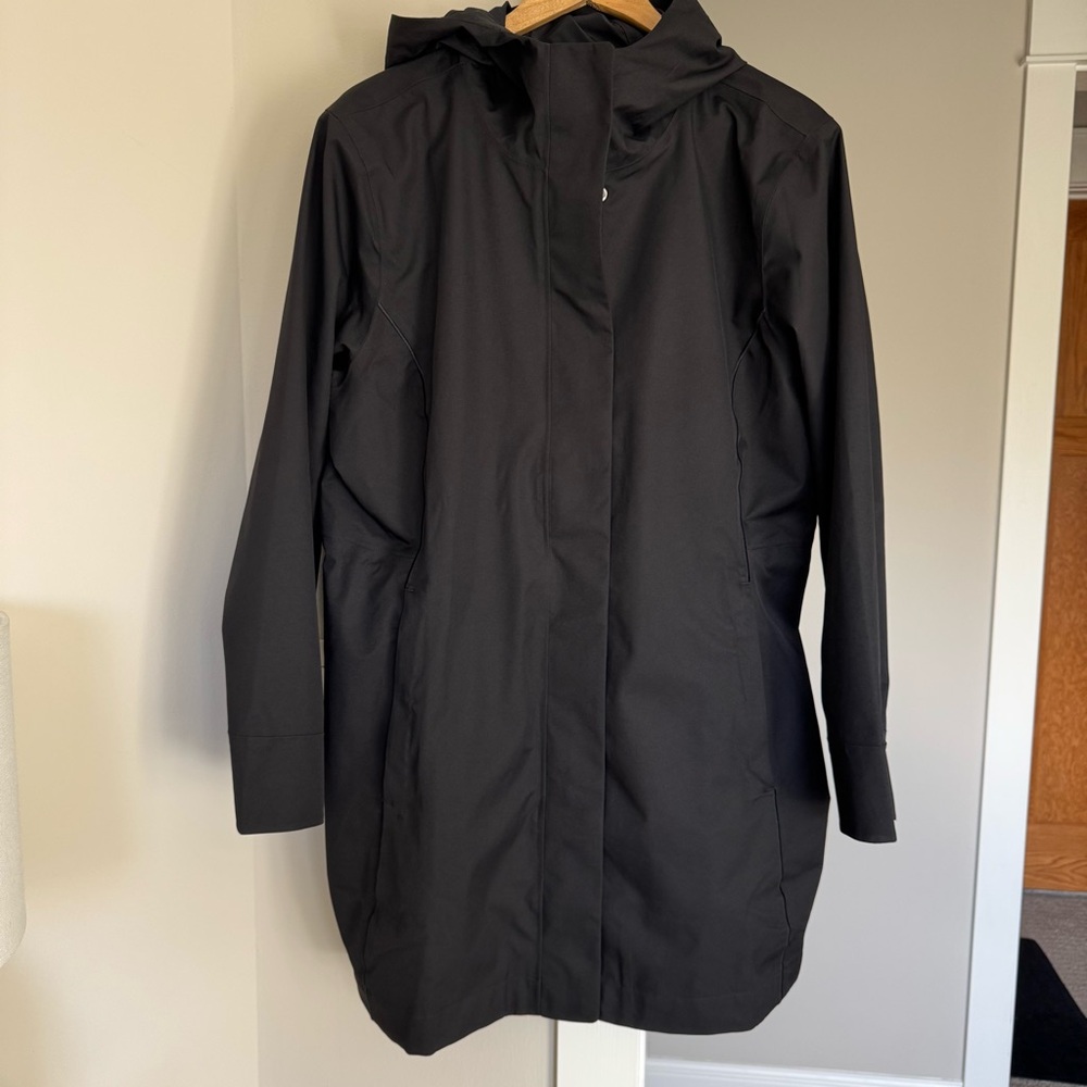 Athleta Rainout Ridge Long Trench, Black